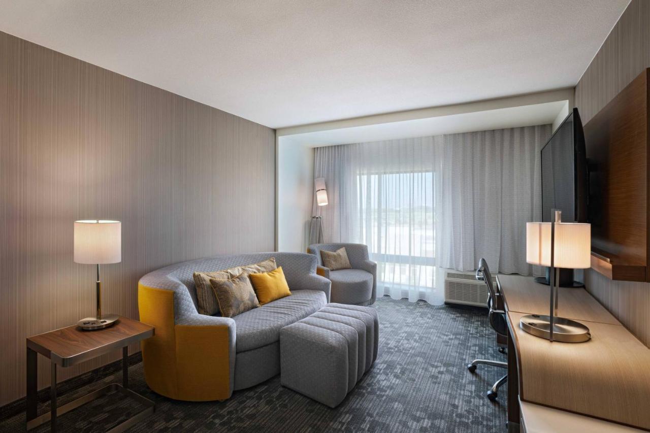Courtyard Dallas Grand Prairie Extérieur photo
